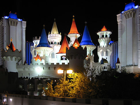 Hotel Excalibur bei Nacht